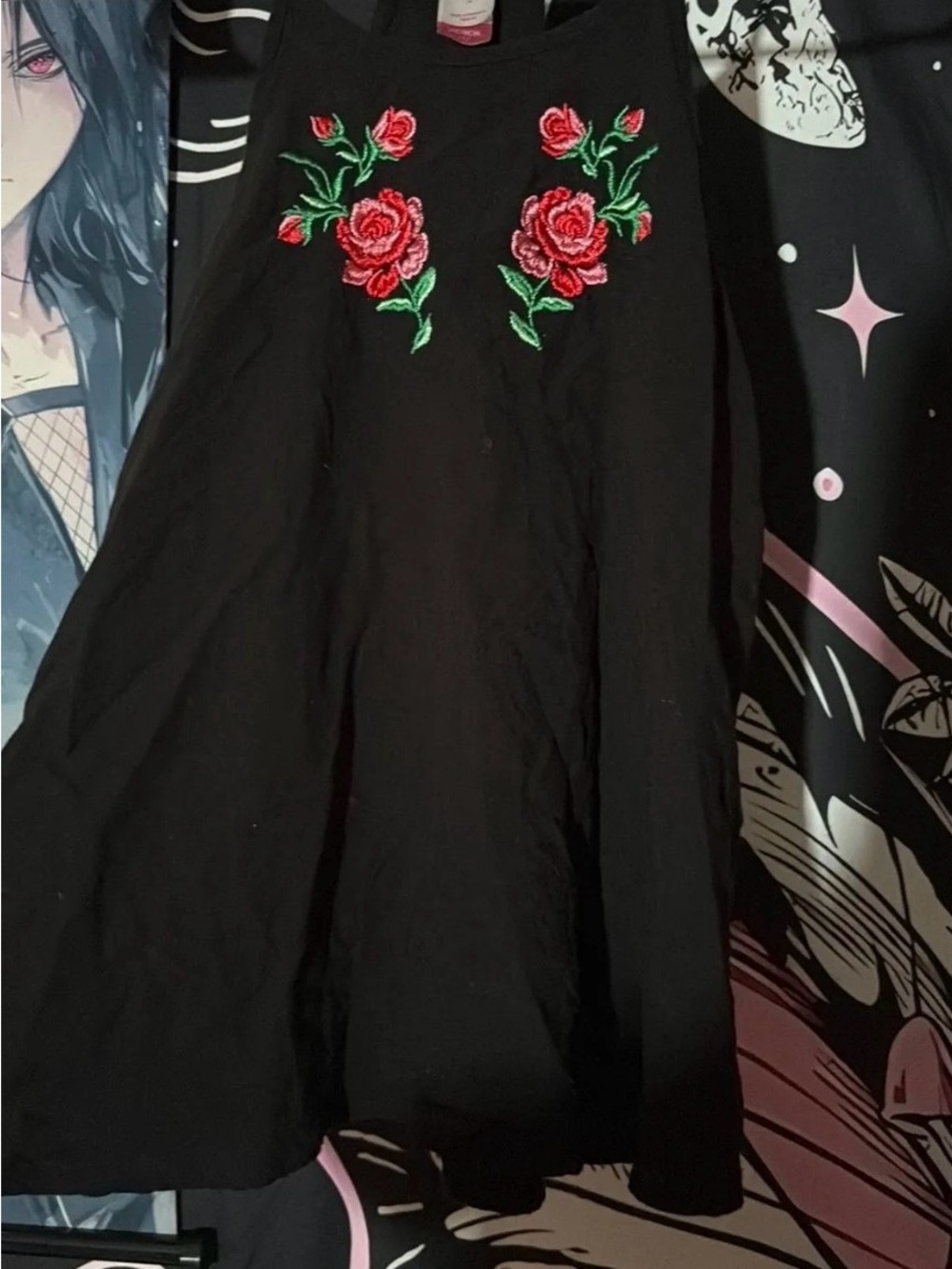 Black Embroidered Red Rose High Neck Tank Top - Picture 2 of 2